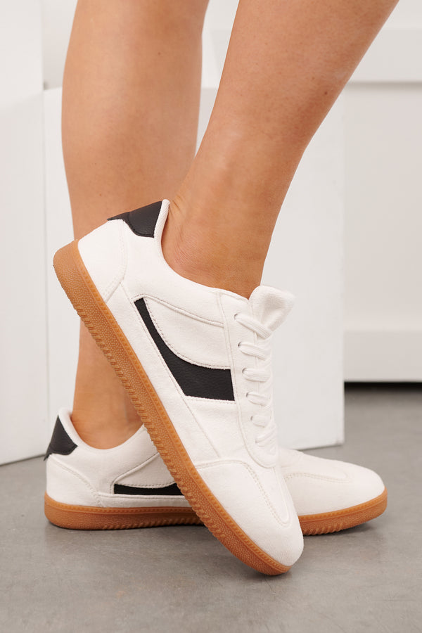 Daily Hustle Lace Up Sneakers (White)