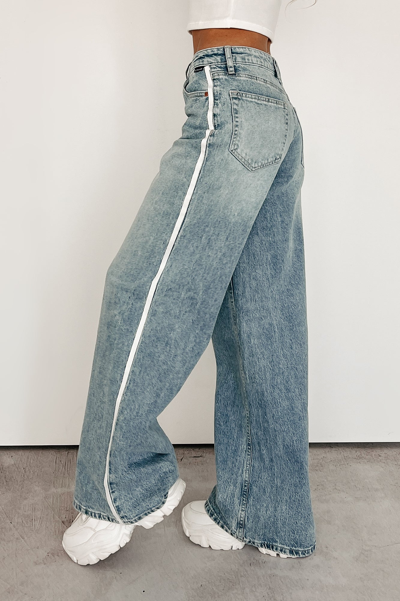 Lena Wide Leg Side Stripe Cello Jeans (Light) · NanaMacs