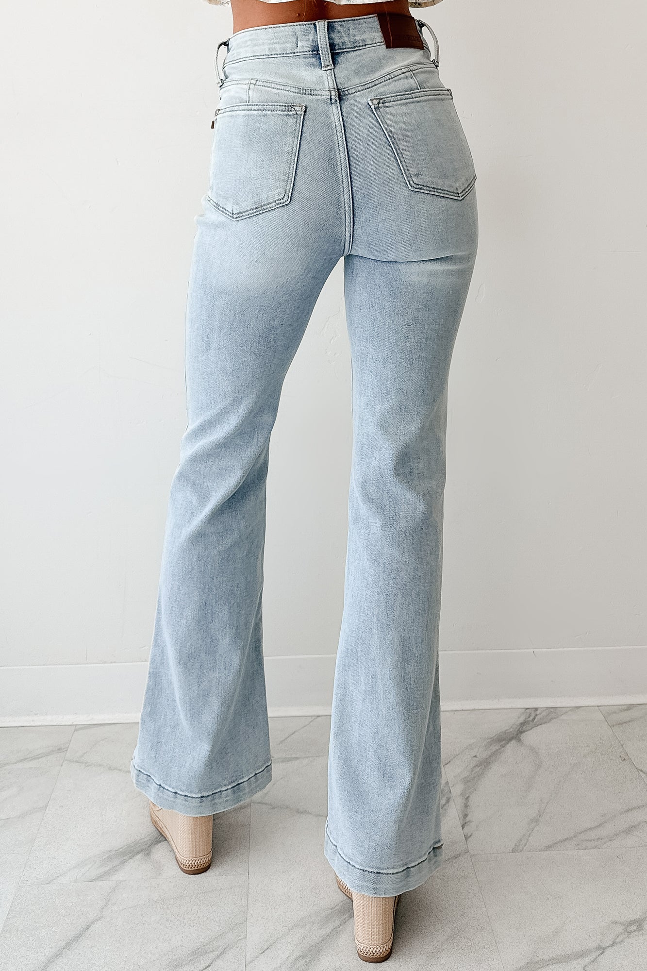 Brooke Tummy Control Bootcut Judy Blue Jeans (Light) - NanaMacs