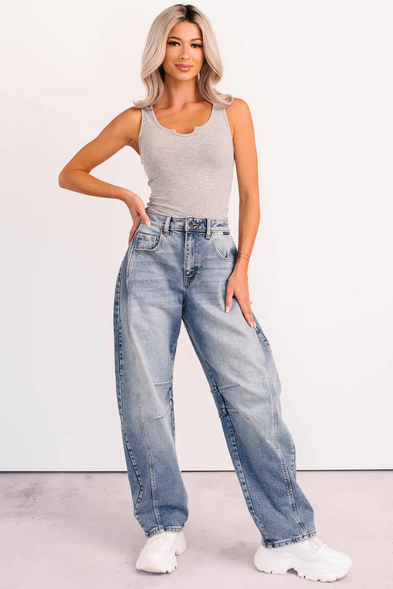 Daily Icon Notched Signature 8 Rib Knit Tank (Heather Grey) - NanaMacs