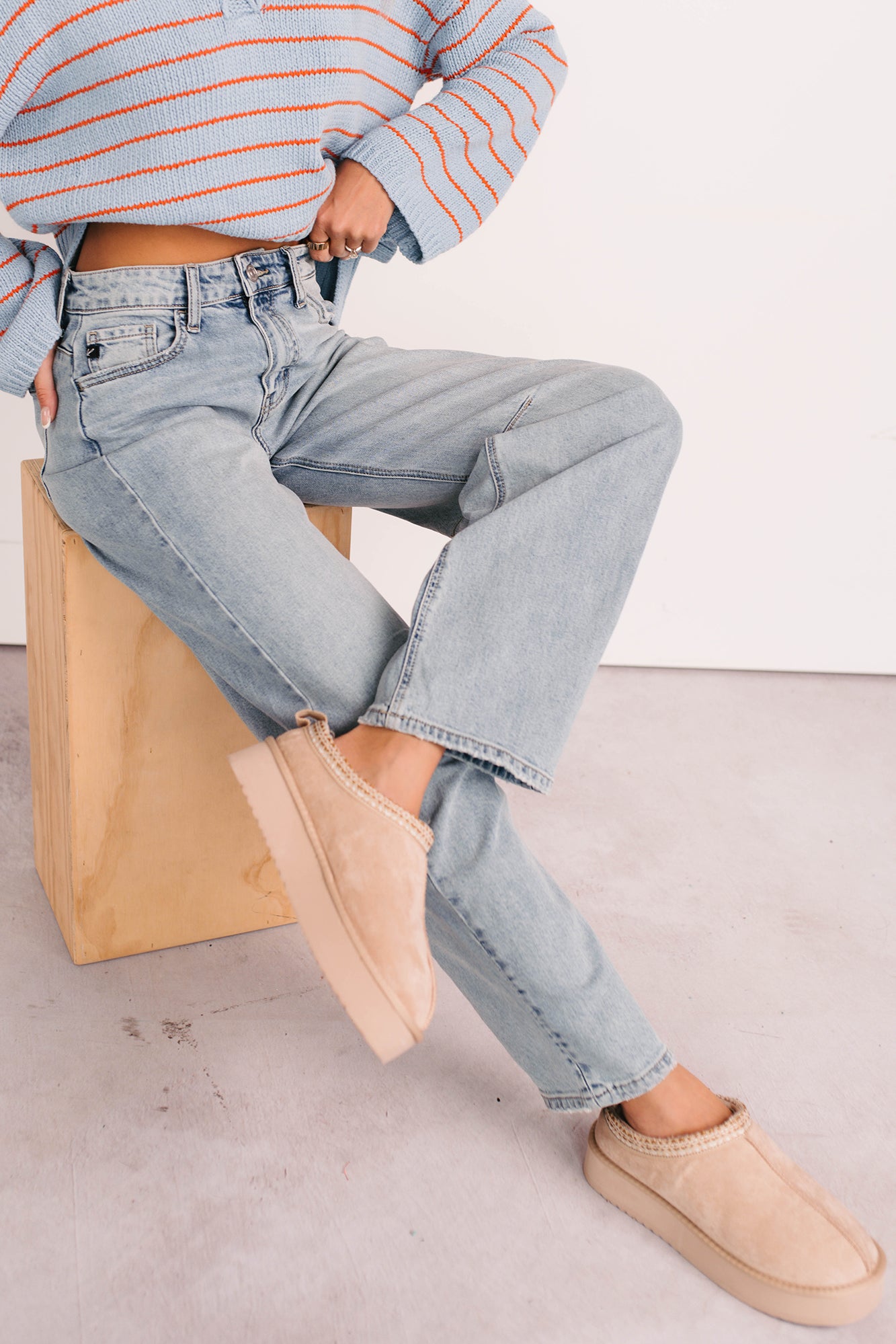 Brock High Rise Barrel Leg Kancan Jeans (Light) - NanaMacs