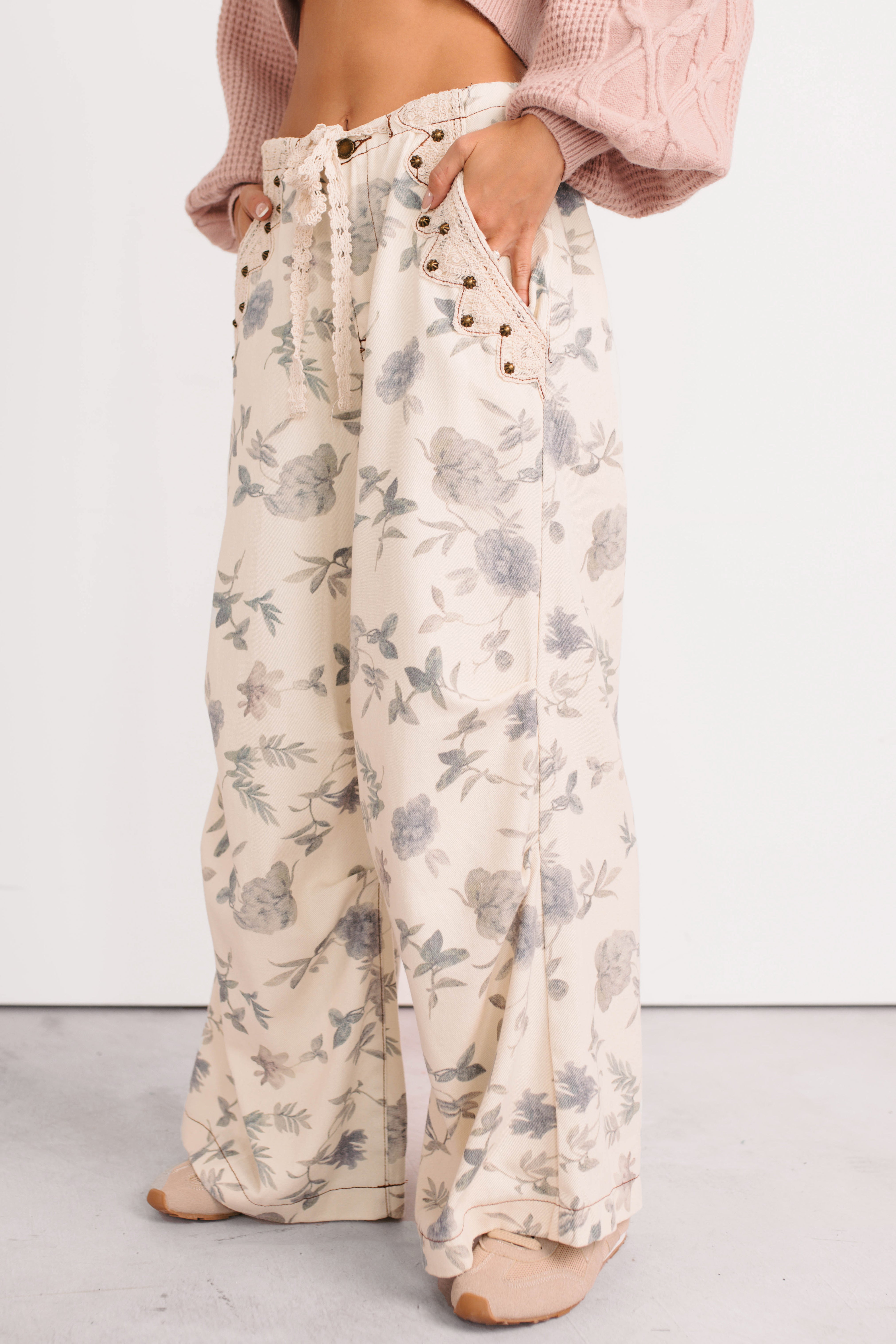 Lorelei Wide Leg Floral POL Jeans (Cream/Floral) · NanaMacs