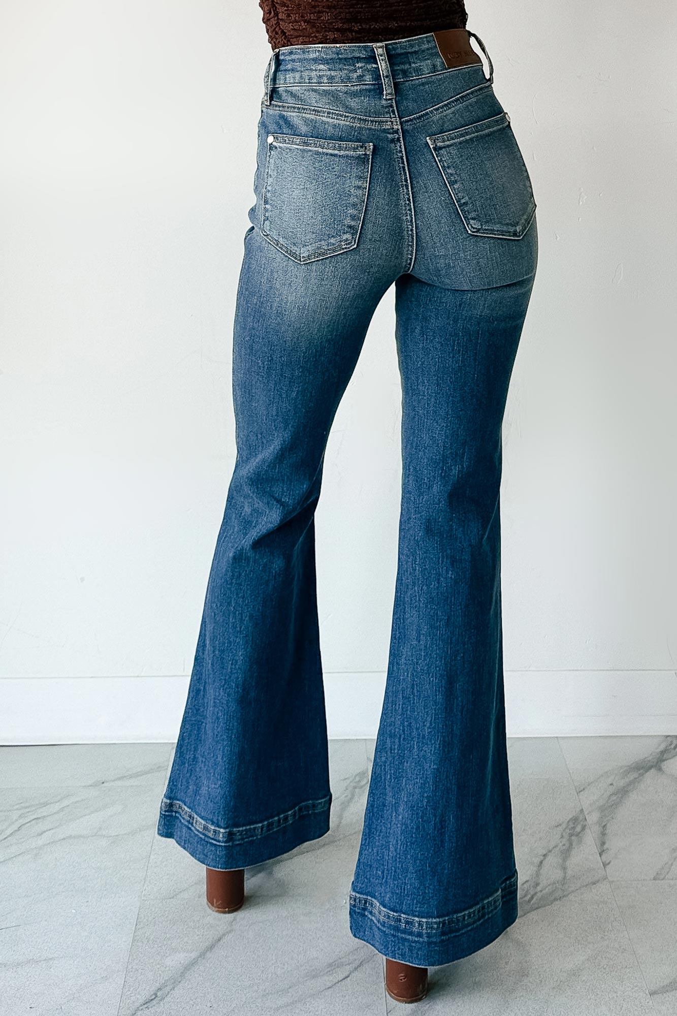 Jensen High Rise Flare Judy Blue Jeans (Medium) - NanaMacs