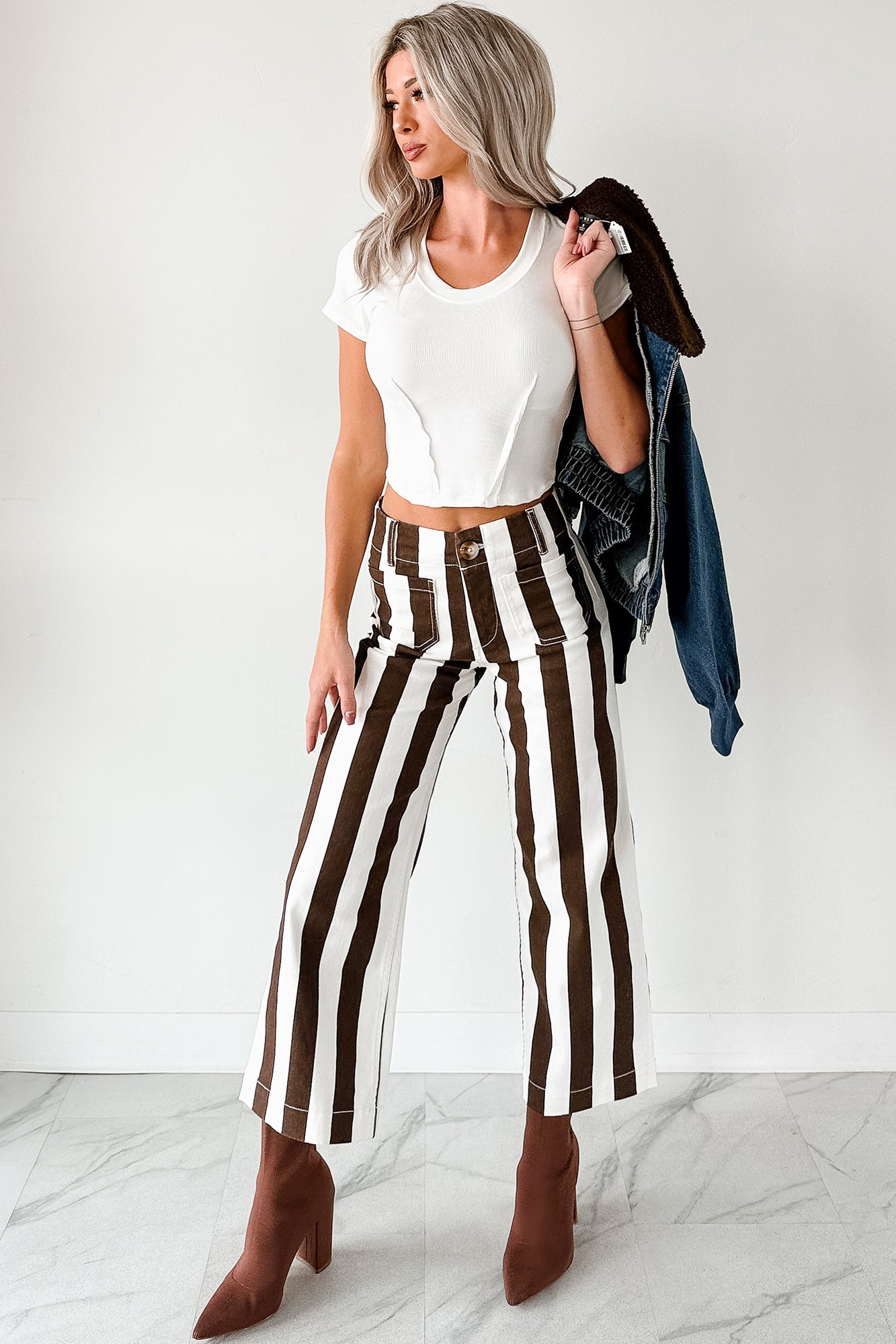 Julia Wide Leg Mica Denim Crop Jeans (Earth Brown/White) - NanaMacs