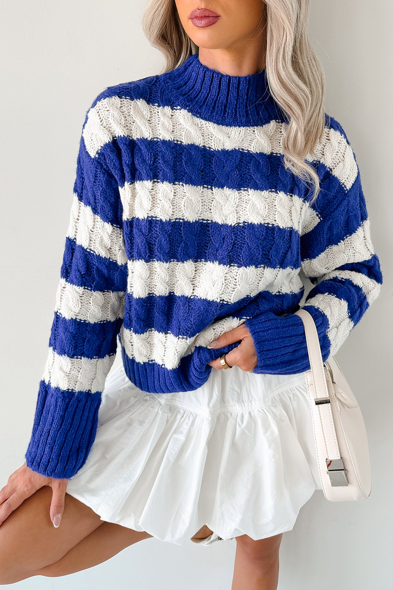 ガリャルダガランテネイビー ホワイト ヘンリーネックニット Restful Rhythm Cable Knit Striped Sweater (Royal) · NanaMacs