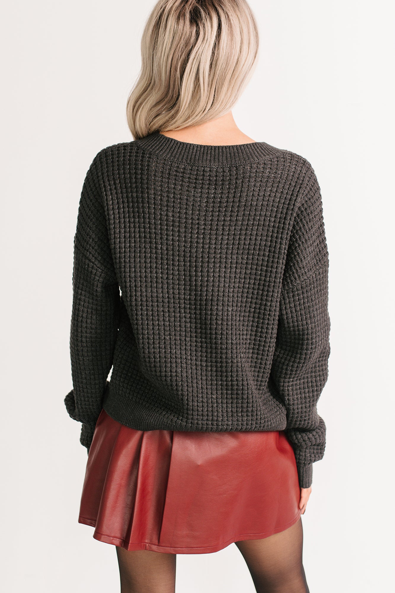 Winter Lane Waffle Knit V Neck Sweater (Charcoal) - NanaMacs