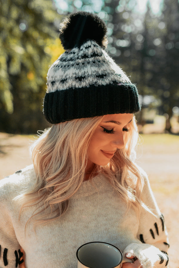 Garland Glances Pom Pom Winter Beanie (Black) - NanaMacs