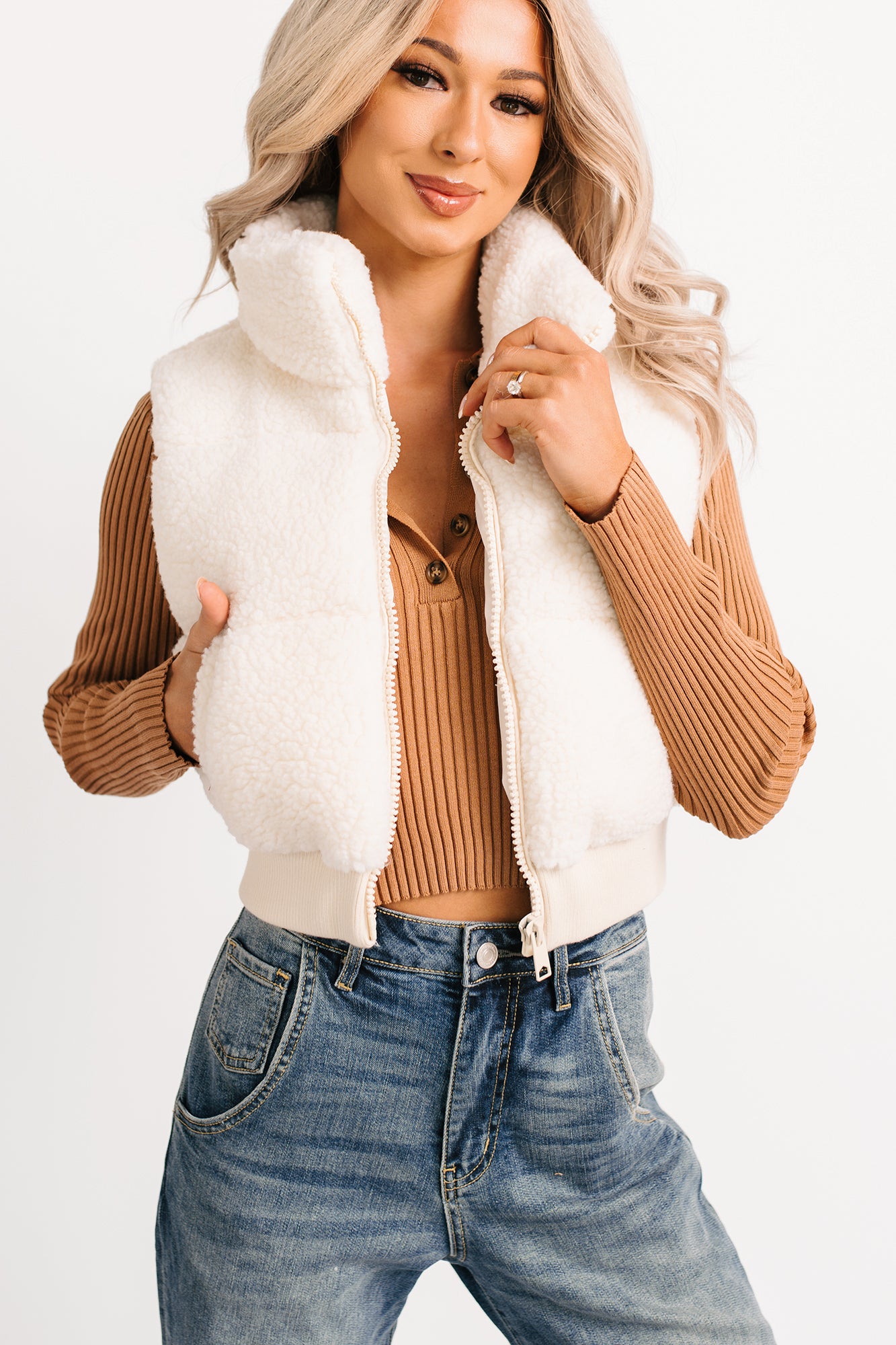 Midnight Frost Sherpa Puffer Crop Vest (Off White) - NanaMacs