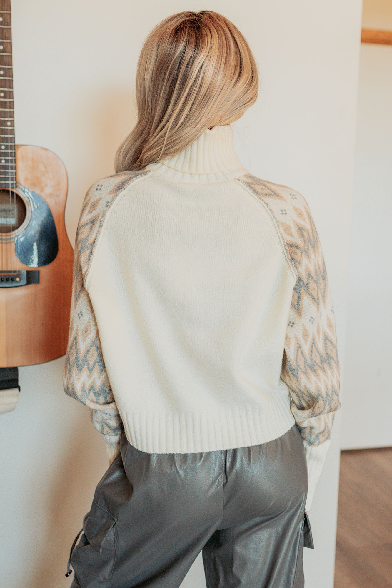 New Horizons Abstract Turtle Neck Sweater (Cream) - NanaMacs