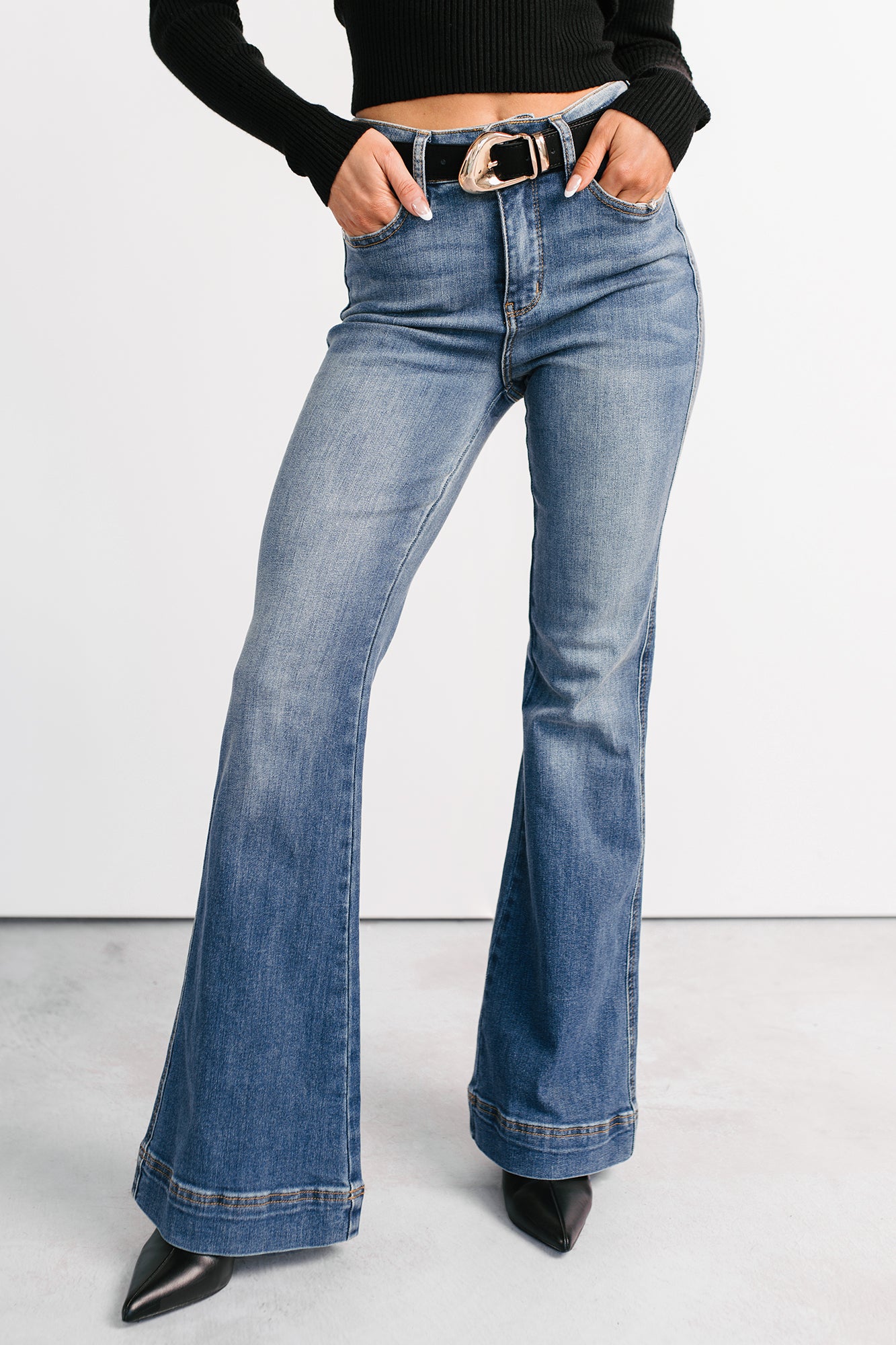 Jensen High Rise Flare Judy Blue Jeans (Medium) · NanaMacs