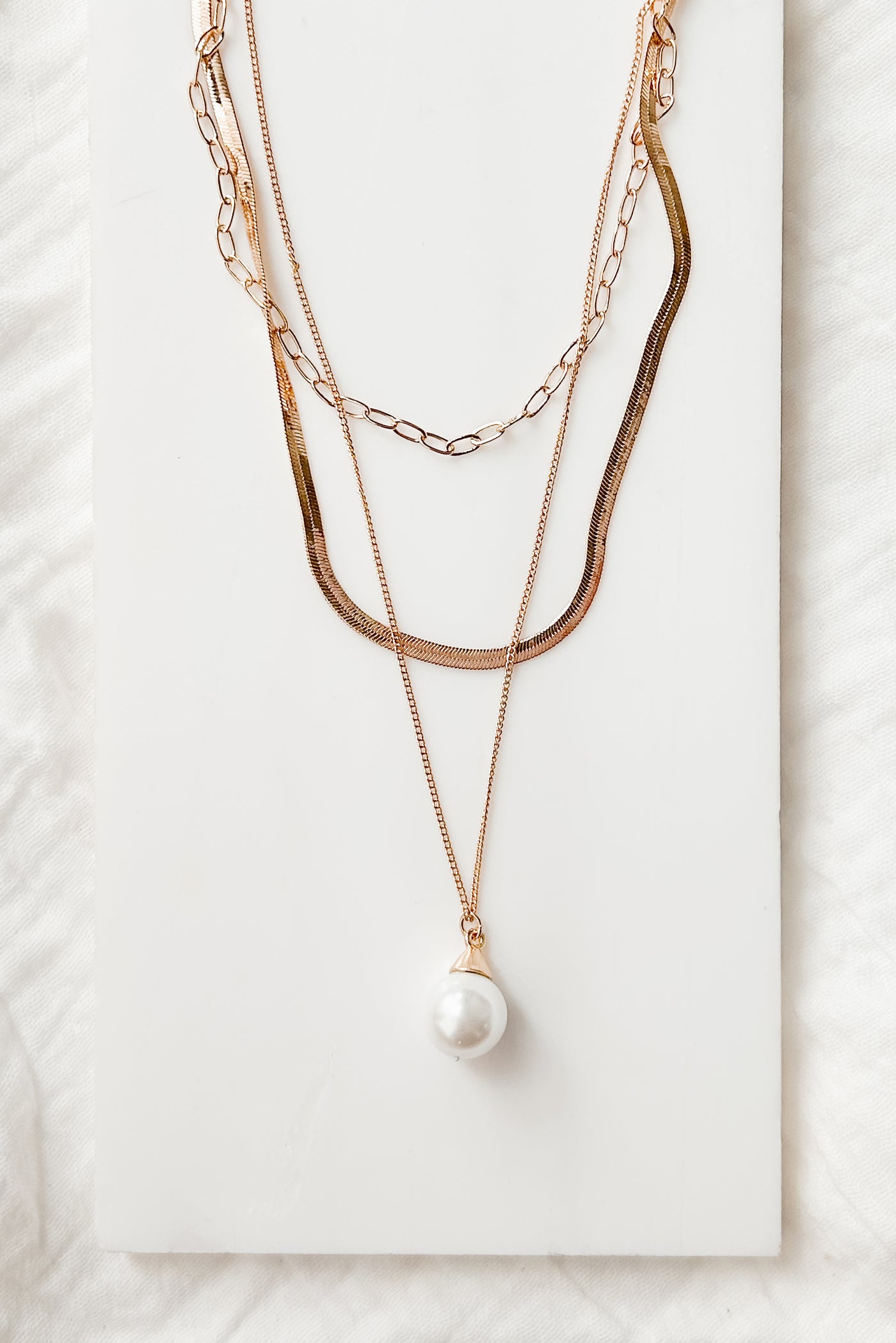 Embracing Elegance Layered Pearl Necklace (Gold) - NanaMacs