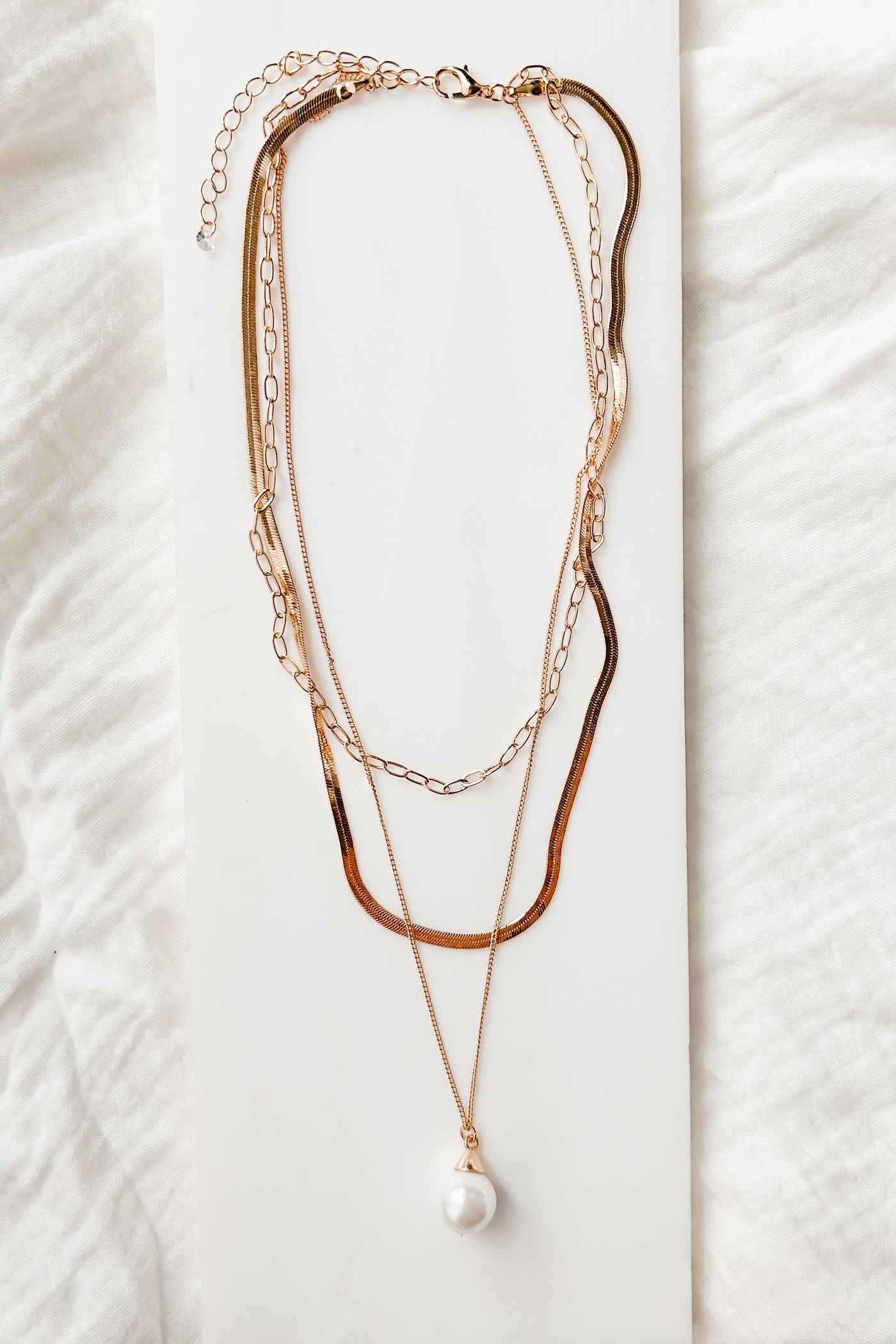 Embracing Elegance Layered Pearl Necklace (Gold) - NanaMacs