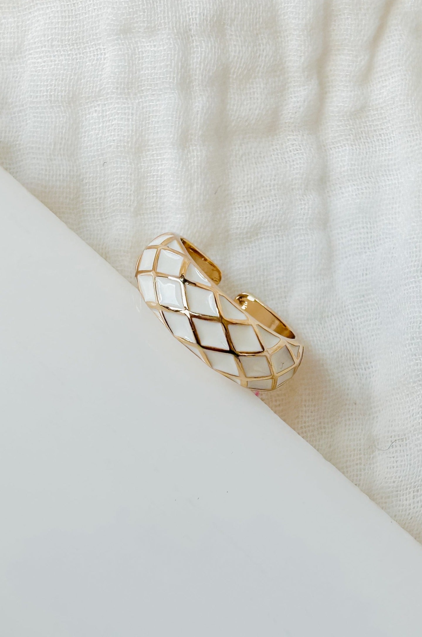 Just Being Cute Textured Ring (White) - NanaMacs