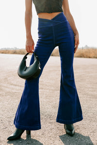 Thora V Waist Signature 8 Flare Jeans (Dark) - NanaMacs