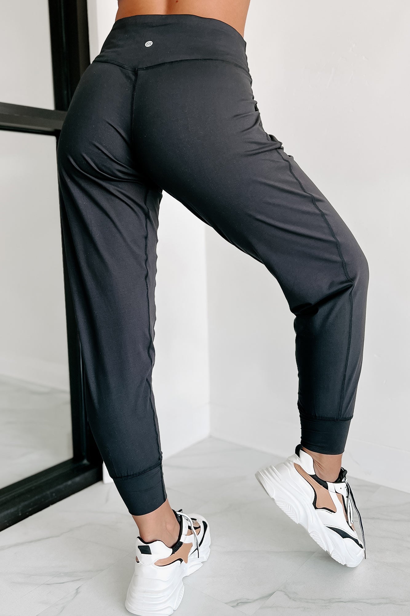 Running Late Flared Yoga Pants (Black) · NanaMacs