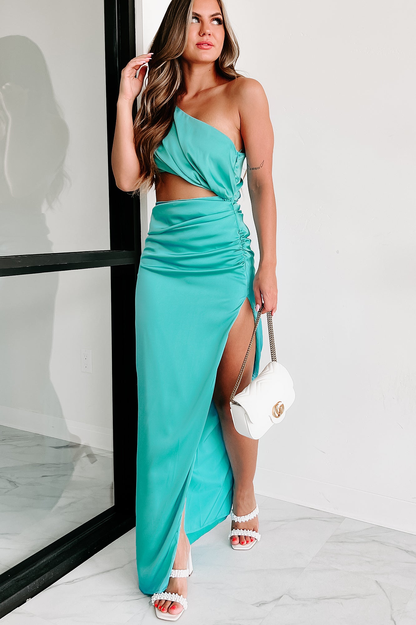 Statuesque Style One Shoulder Cut-Out Satin Dress (Turquoise)