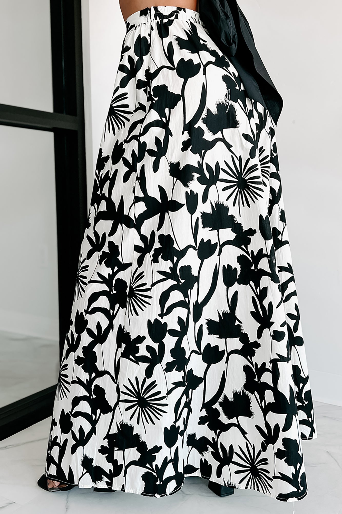 Your Dream Girl Two Piece Floral Pant Set (Black/Ivory) - NanaMacs