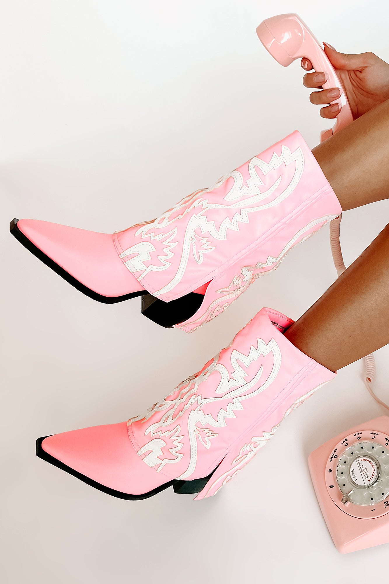 Light best sale pink booties