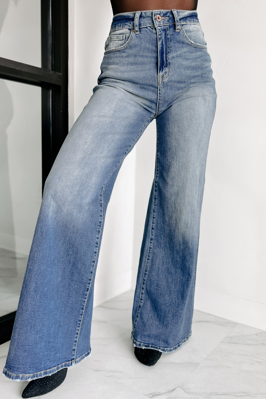 Amelia High Rise Wide Leg Jeans (Medium) - NanaMacs