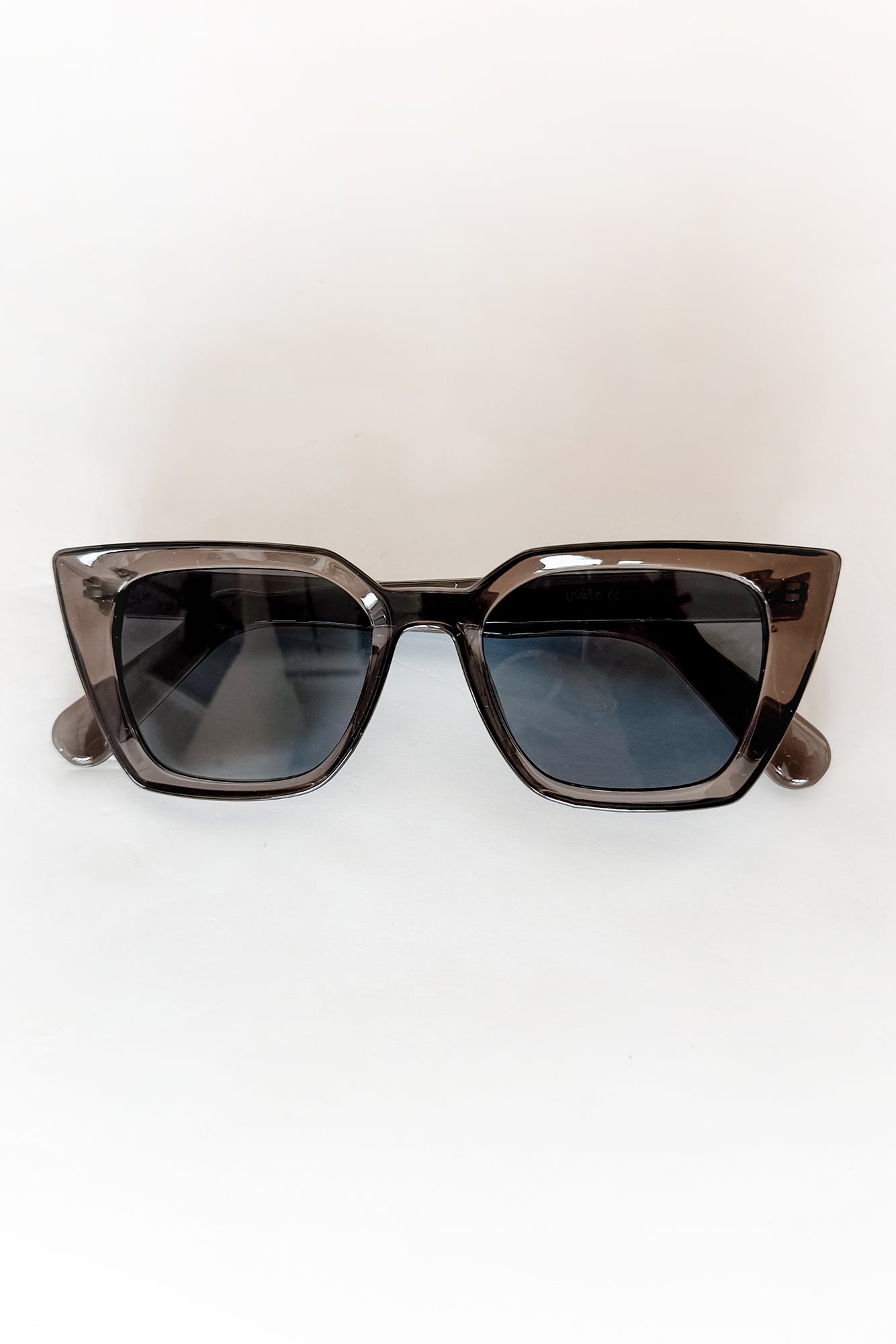Errand Chic Squared Cat Eye Sunglasses (Multiple Color Options) - NanaMacs