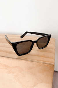 Errand Chic Squared Cat Eye Sunglasses (Multiple Color Options) - NanaMacs