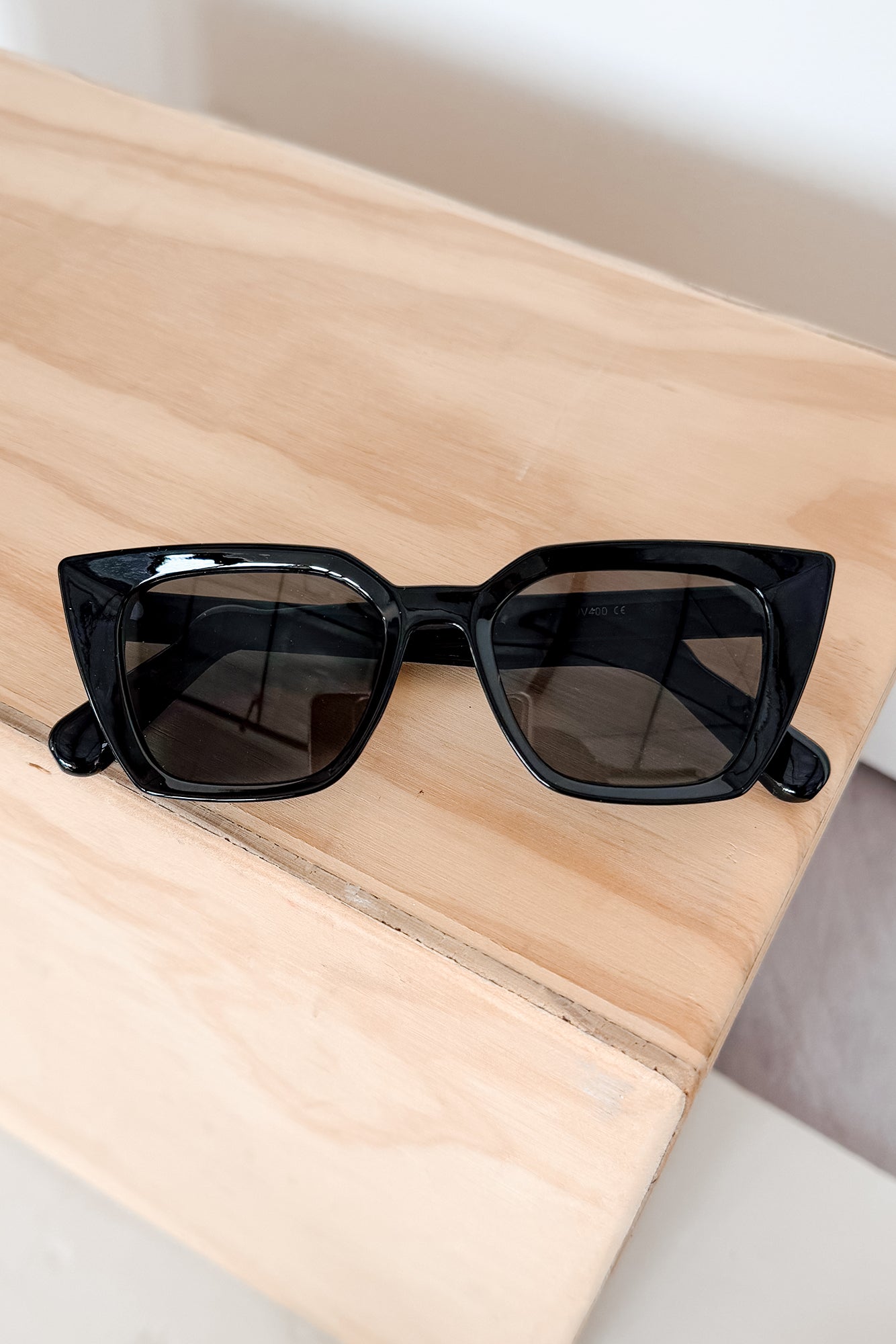 Errand Chic Squared Cat Eye Sunglasses (Multiple Color Options) - NanaMacs