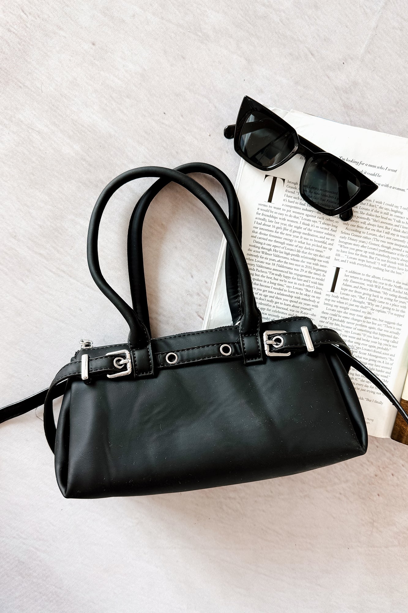 Come Closer Faux Leather Handbag (Black) - NanaMacs