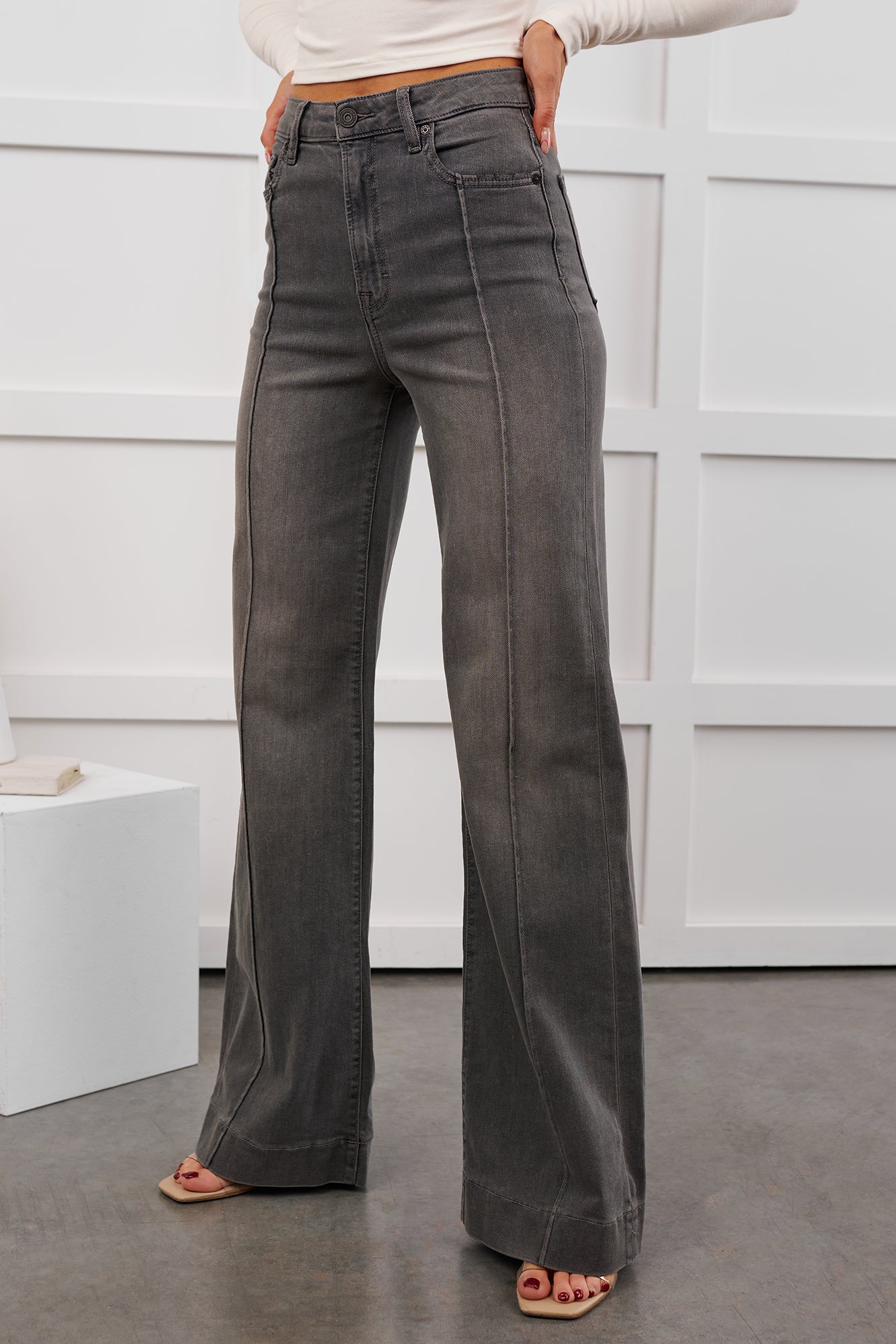 Arabella High Rise Flare Hidden Jeans (Grey)