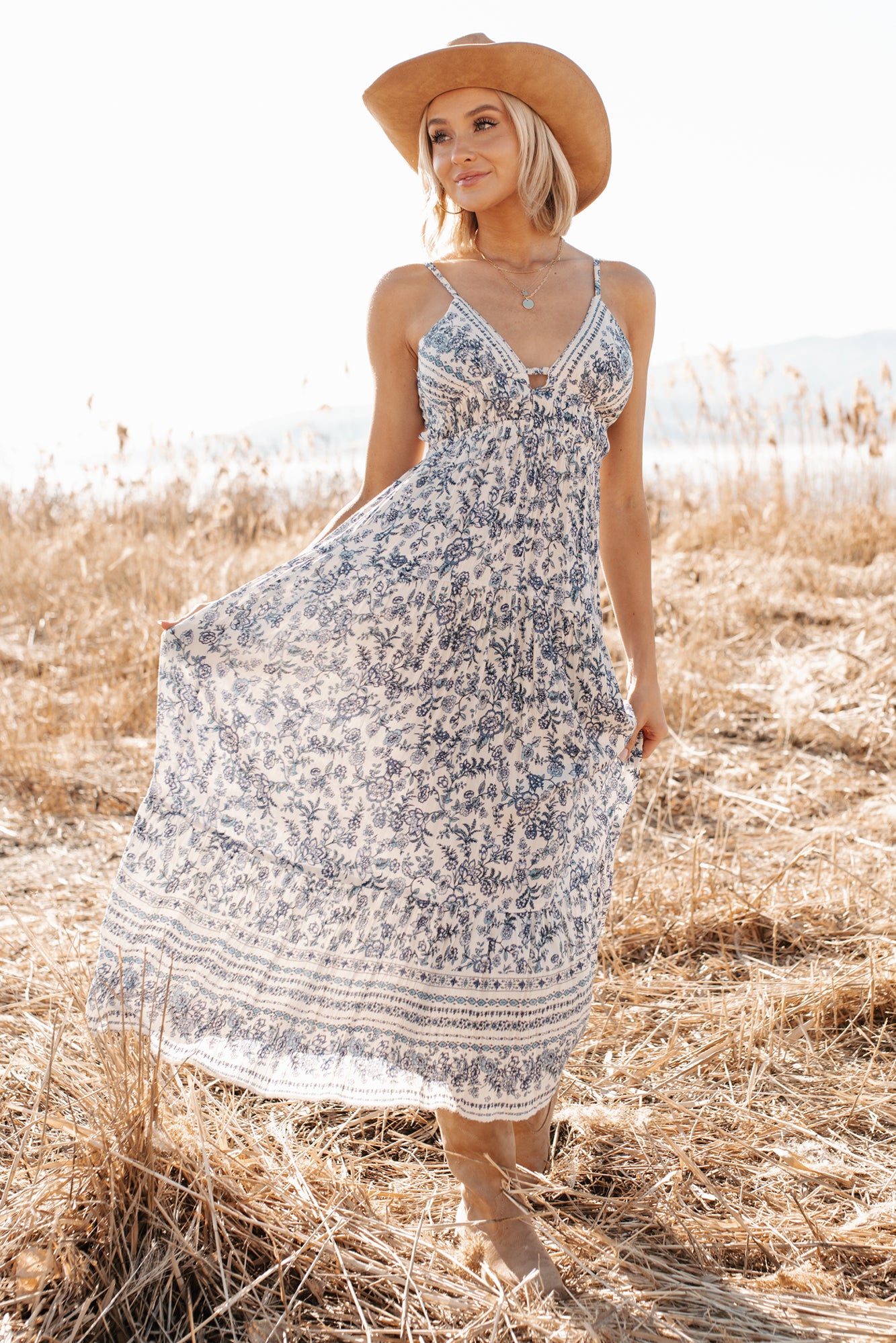 Eyes On You Floral Sleeveless Maxi Dress (Ivory/Blue) - NanaMacs