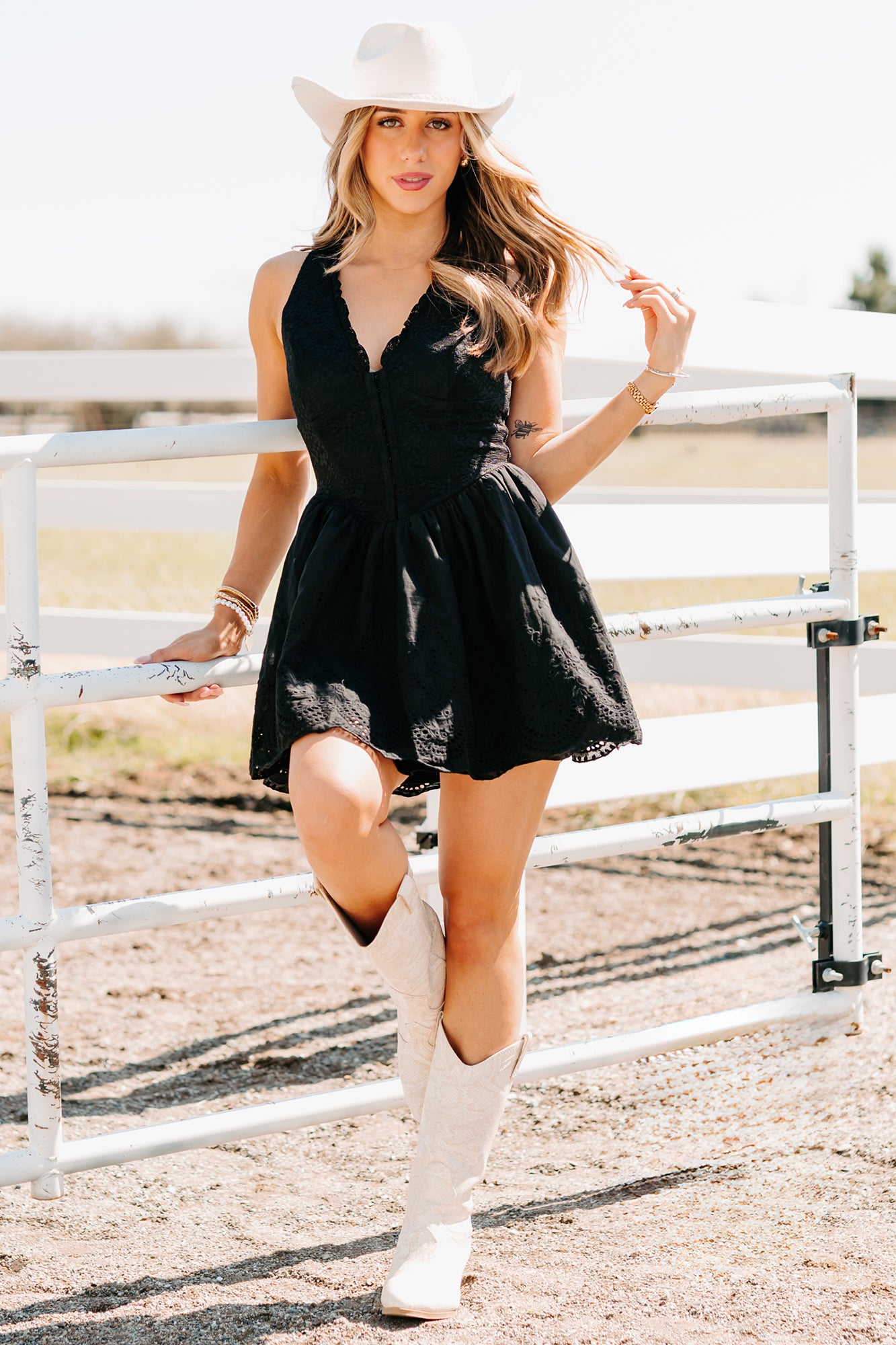 Women's Scene Stealer Sleeveless Lace Mini Dress in Black - Size S Women's Scene Stealer Sleeveless Lace Mini Dress in Black - Size S