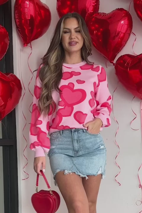 Curious Attraction Heart Pattern Sweater (Pink) - NanaMacs