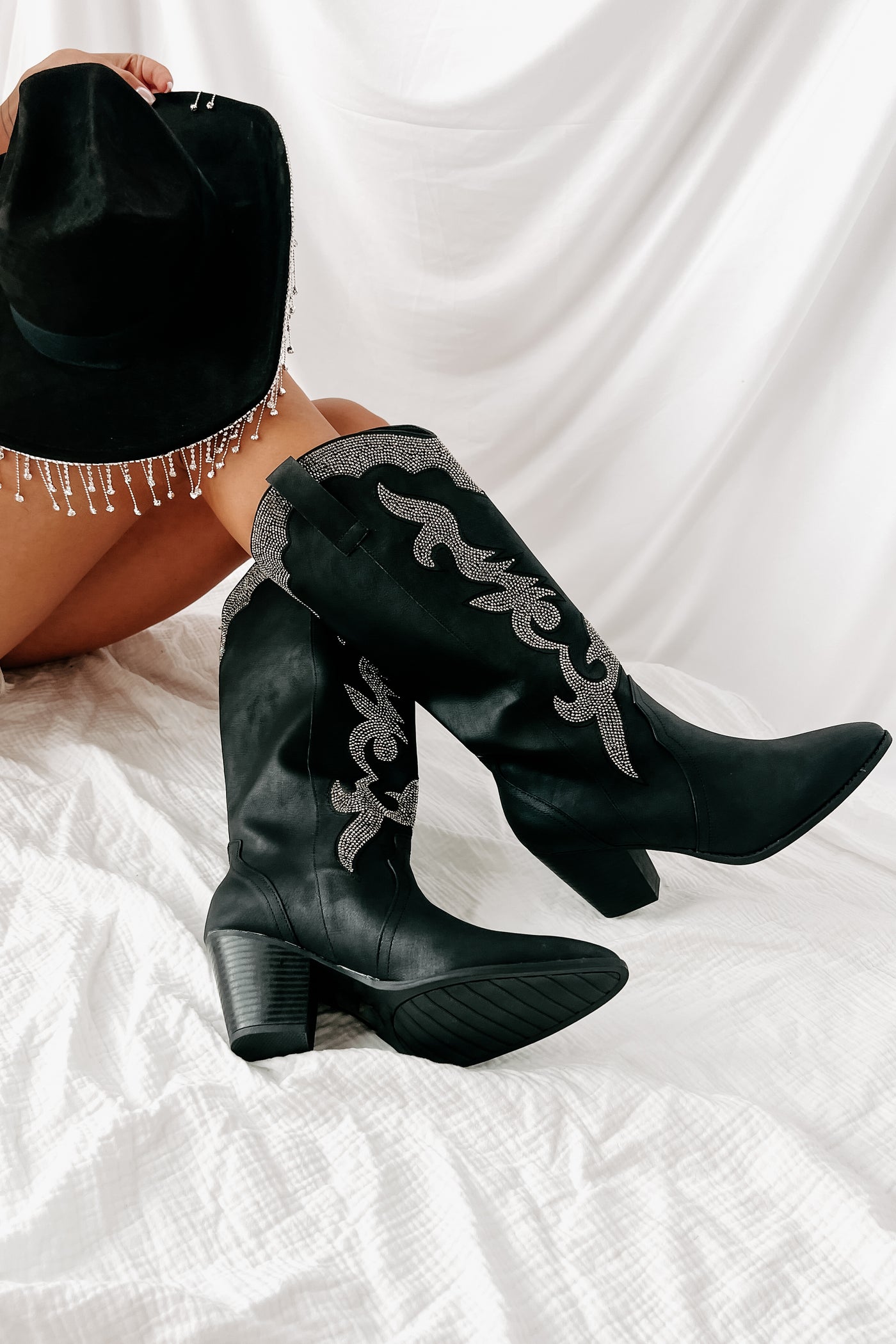 Cowgirl Confessions Rhinestone Studded Western Boots (Black) - NanaMacs