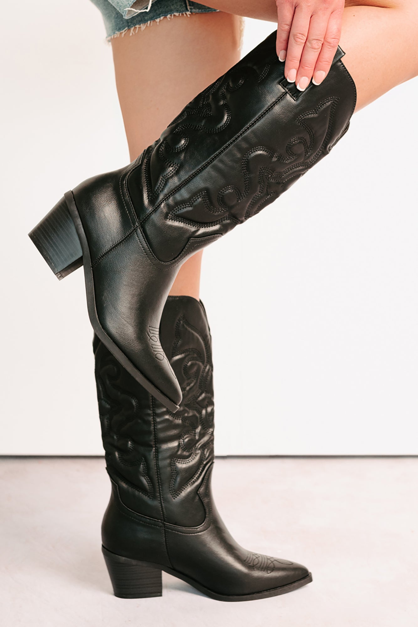 Cowgirl Glow Pointed Toe Western Boots (Black) - NanaMacs