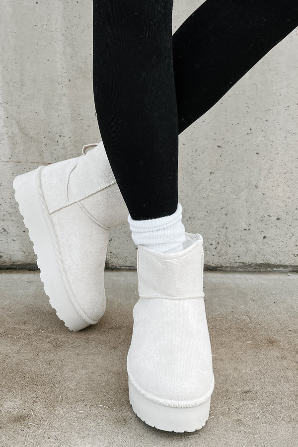 All Warm & Bundled Faux Fur Lined Mini Platform Booties (Off White) - NanaMacs