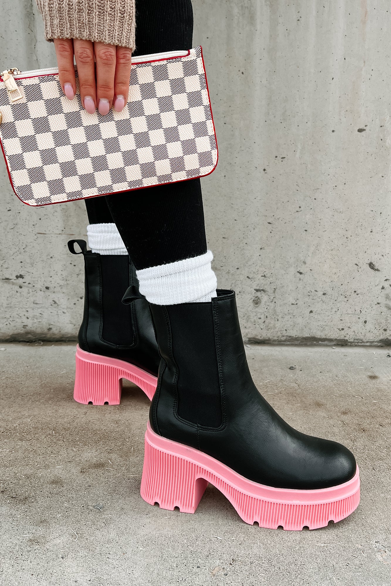 Can't Miss Me Lug Sole Chelsea Platform Boots (Black/Pink) - NanaMacs
