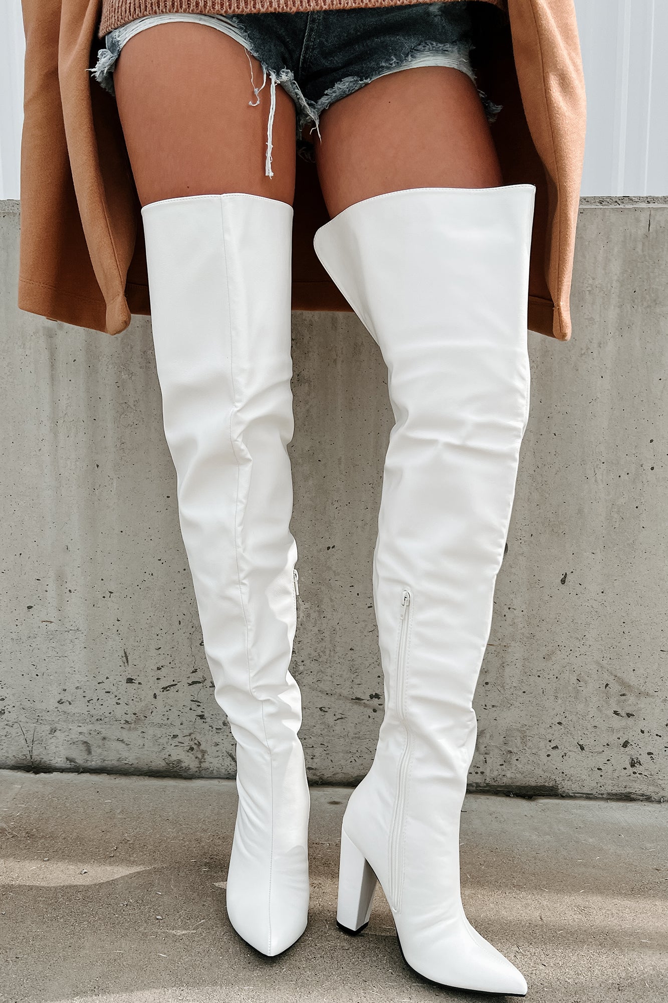 Thigh boots white Clearance