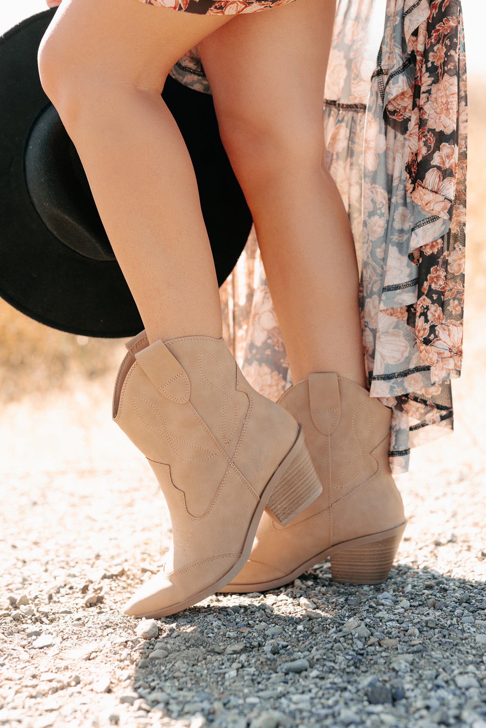 Blossom & Boots Pointed Toe Western Booties (Camel) - NanaMacs