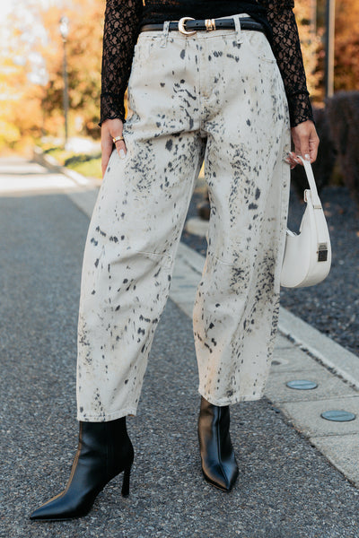 Zane High Rise Printed Barrel Kancan Jeans (Beige/Black) - NanaMacs