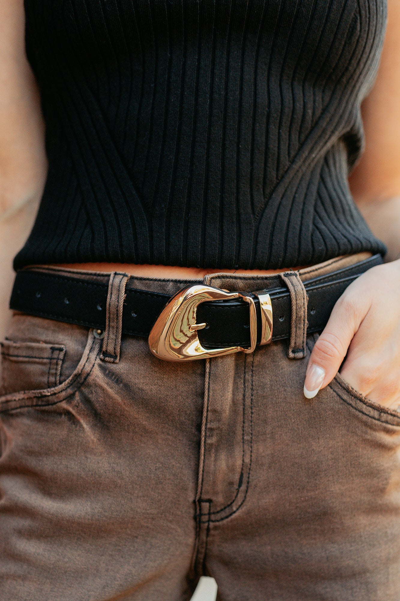 Stay Easy Ornate Buckle Faux Leather Belt (Gold/Black) - NanaMacs