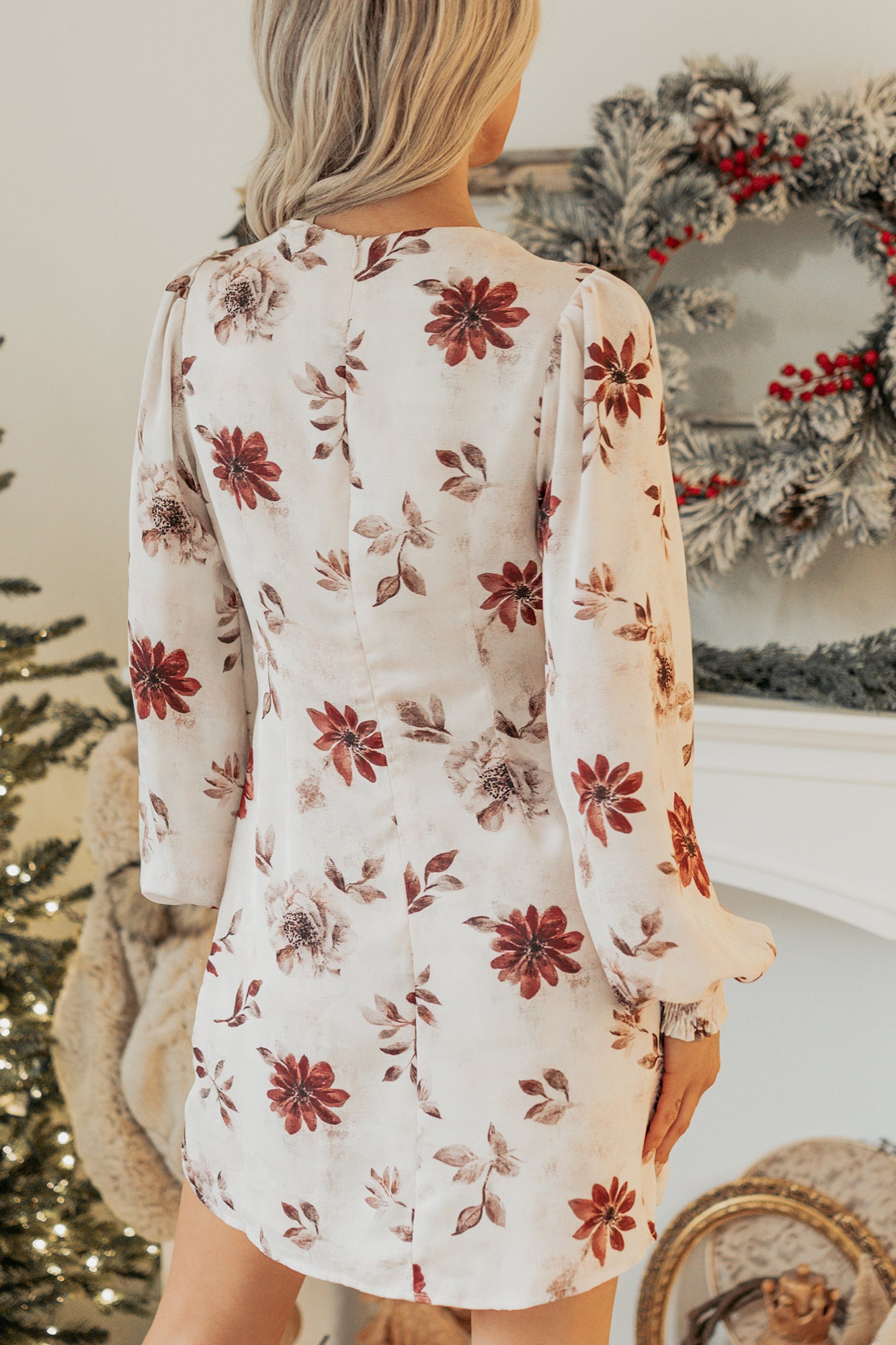 Women's Flirty Thing Long Sleeve Floral Mini Dress in Light Blush - Size L Women's Flirty Thing Long Sleeve Floral Mini Dress in Light Blush - Size L