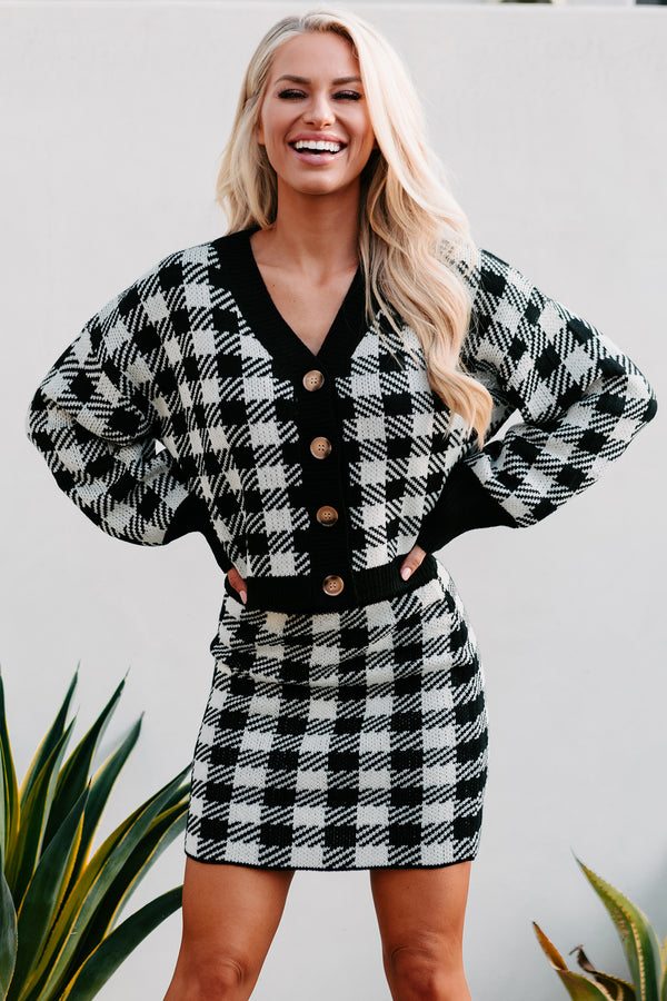 No Doubts Plaid Button-Down Crop Cardigan (Black) - NanaMacs