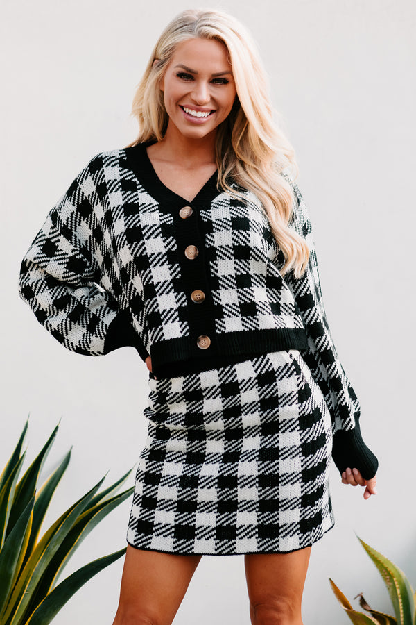 No Doubts Plaid Button-Down Crop Cardigan (Black) - NanaMacs