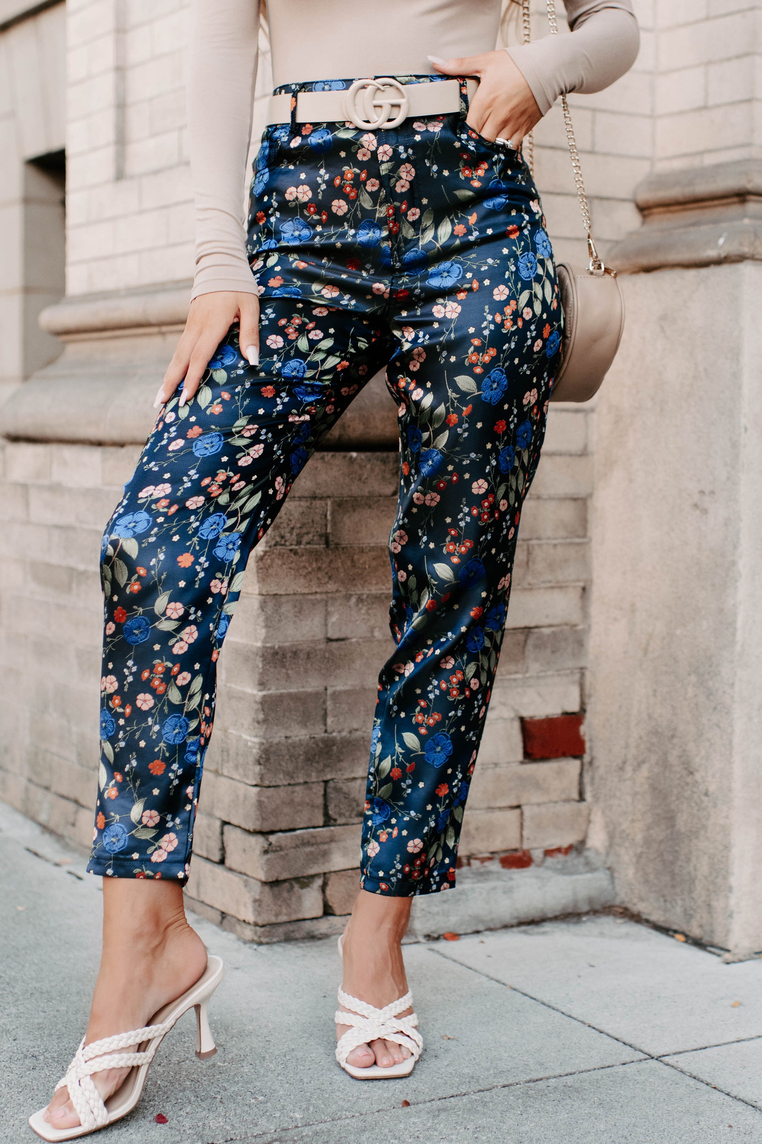 Buy Rose Blush Floral Trousers & Pants for Women by Forever New Online |  Ajio.com