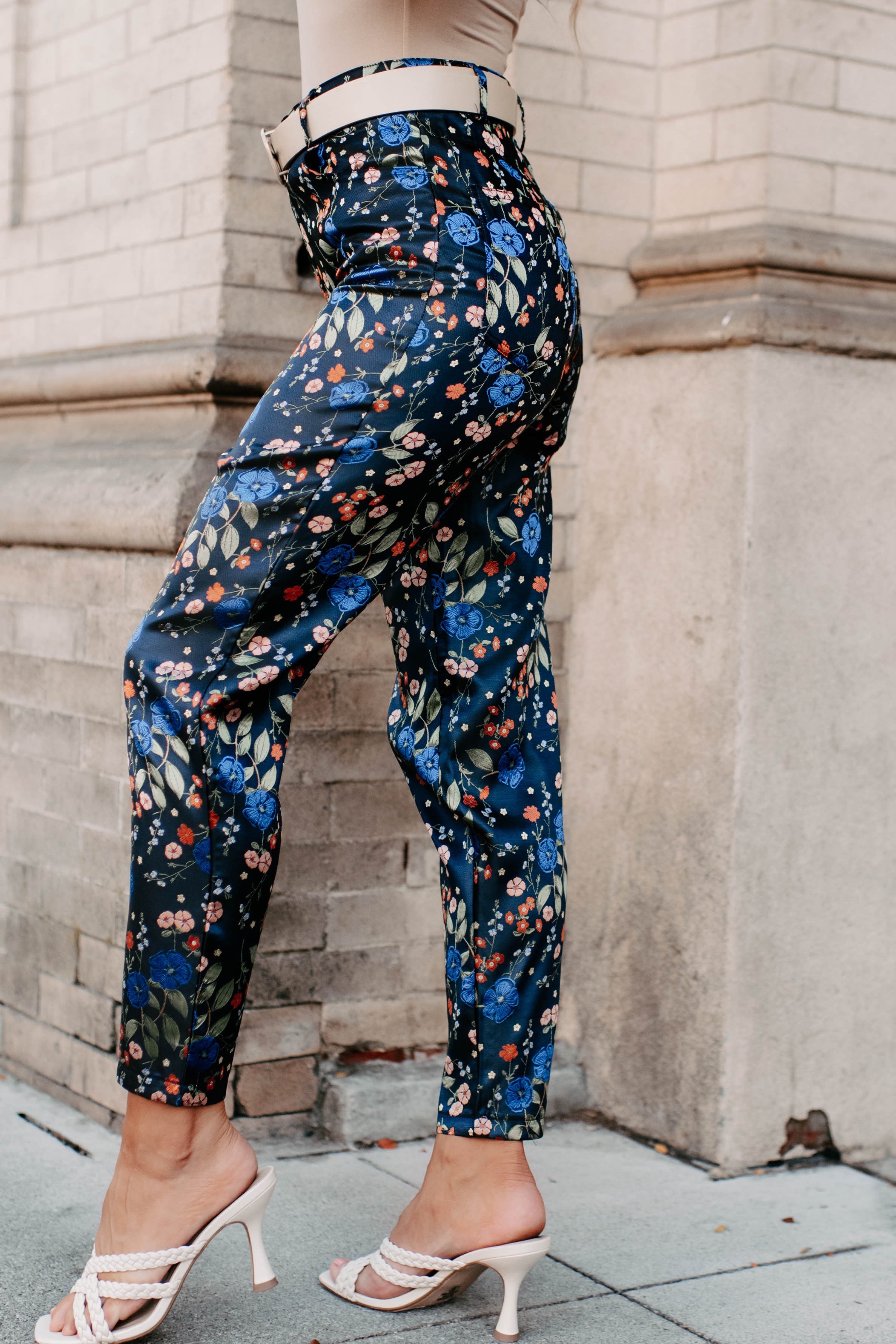 7 Street Style Ways to Wear Printed Pants This Fall ...