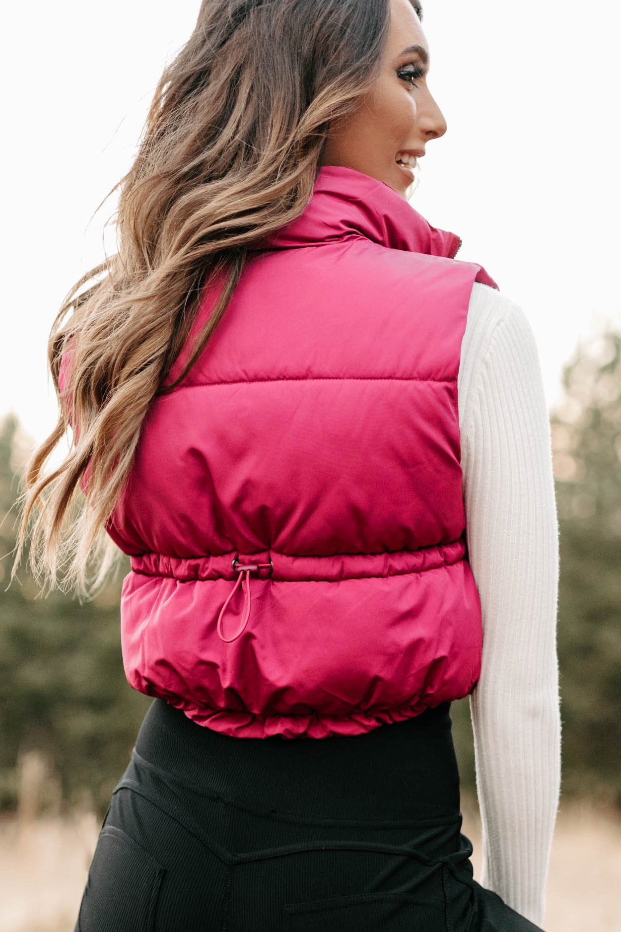 Whistler Welcome Cropped Puffer Vest (Magenta) - NanaMacs