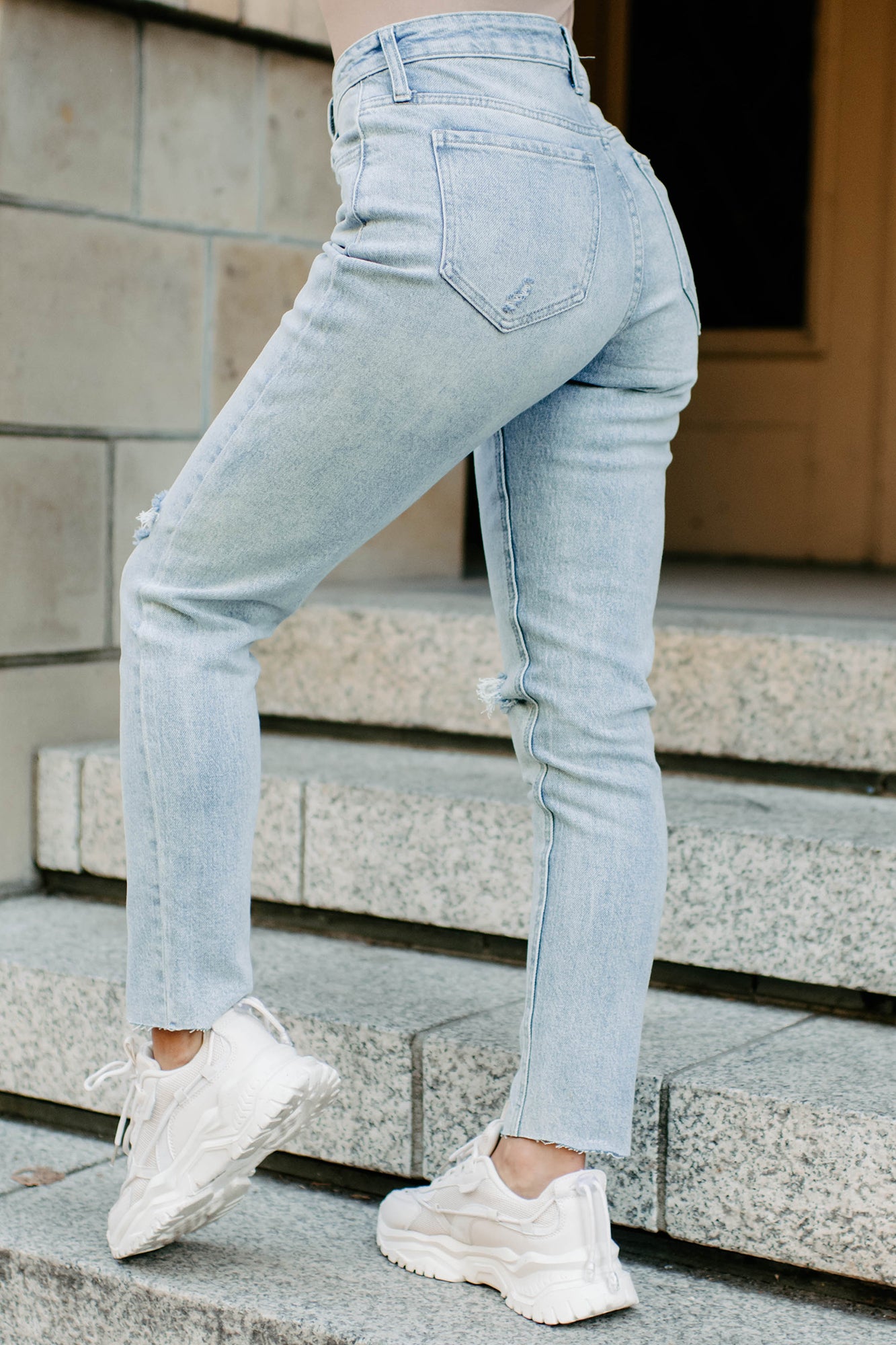 How to Style White High Rise Mom Jeans