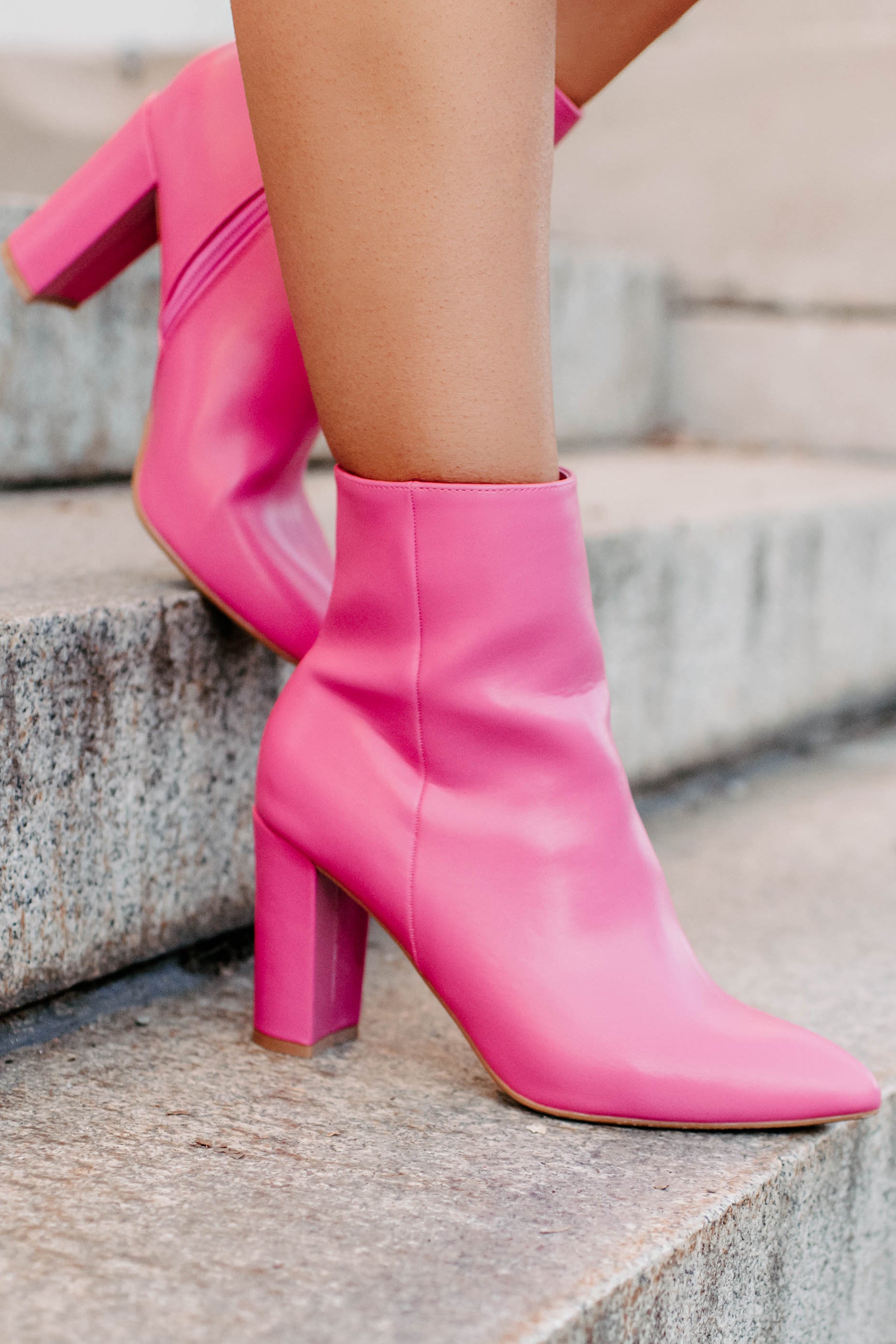 Pink Platform Boots – Una