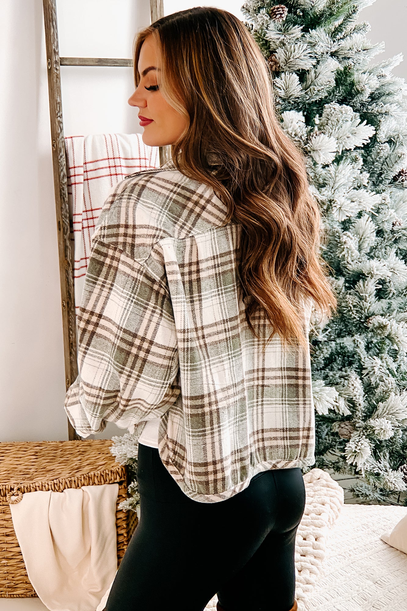 In The Woods Cropped Plaid Shacket (Off White/Sage) - NanaMacs