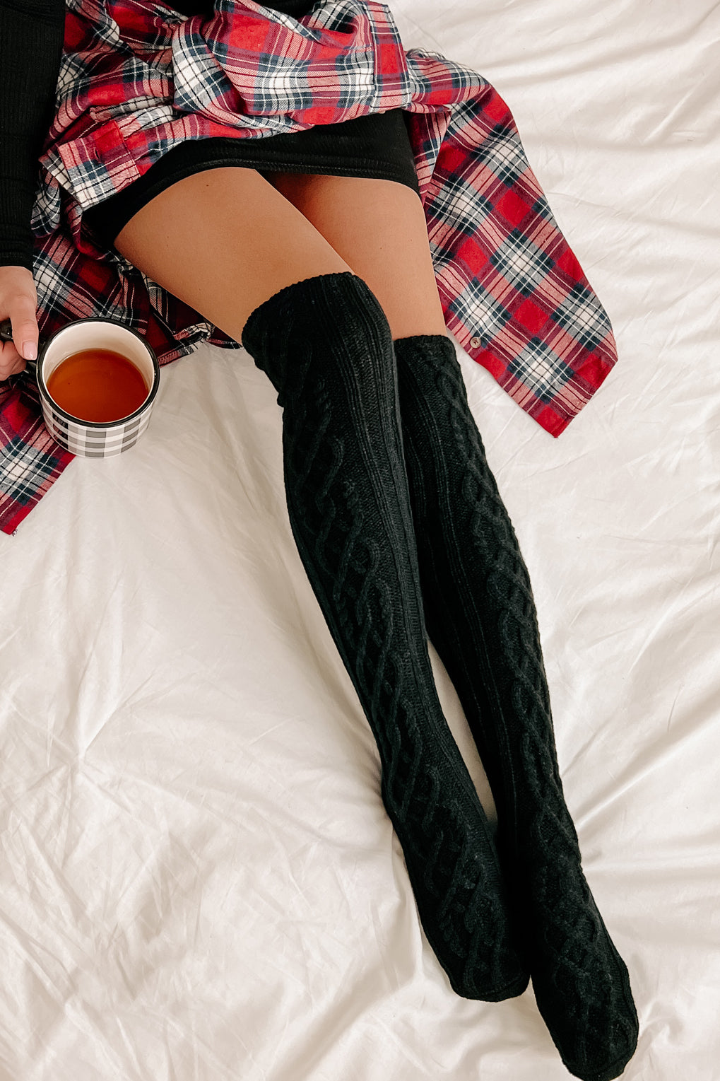 Toasty Toes Knee-High Cable Knit Socks (Black) - NanaMacs