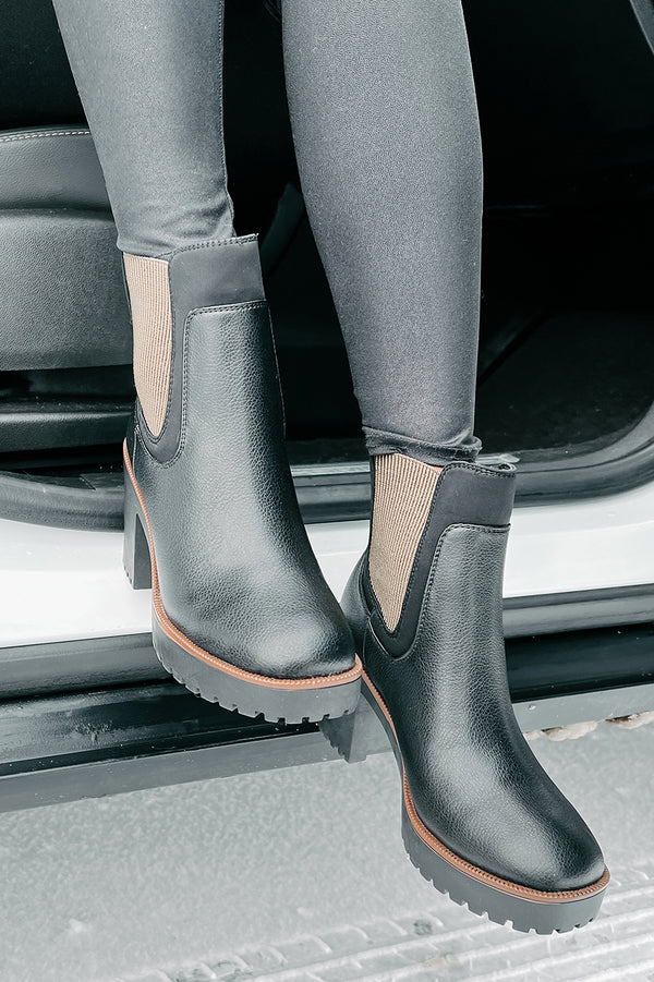 IMPERFECT Zafrina Chunky Faux Leather Platform Bootie (Black) - NanaMacs